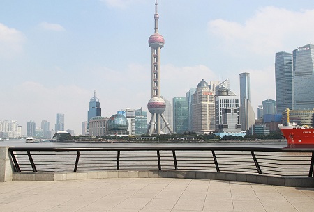 防護用河道護欄的特點 河道防護欄